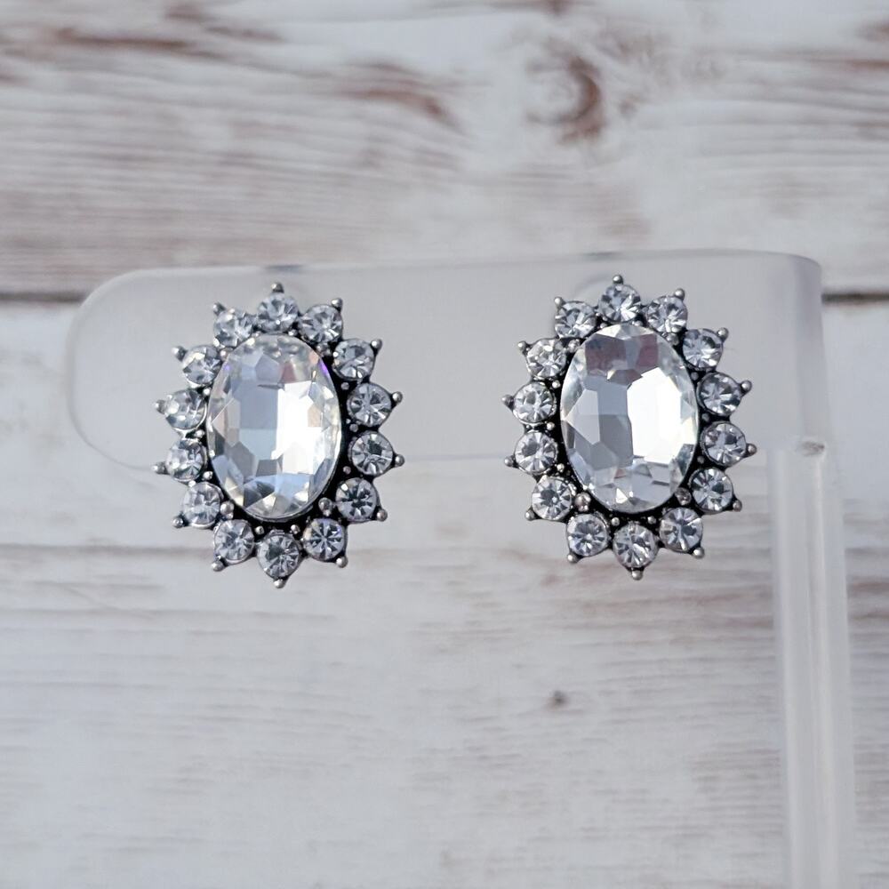 Vintage Clip On Earrings 7/8" Elegant Clear Gem Statement